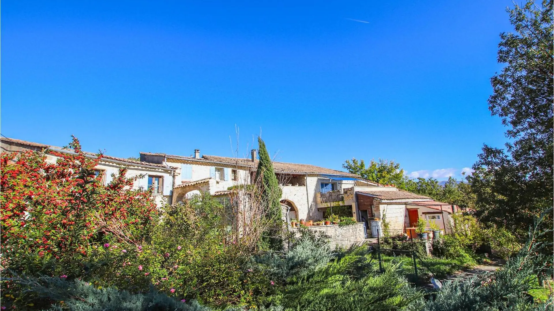 3 Bedroom Gorgeous Home In Salles Sous Bois Vakantiehuis