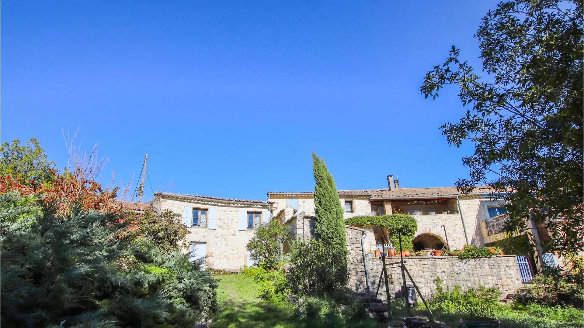 3 Bedroom Gorgeous Home In Salles Sous Bois Vakantiehuis